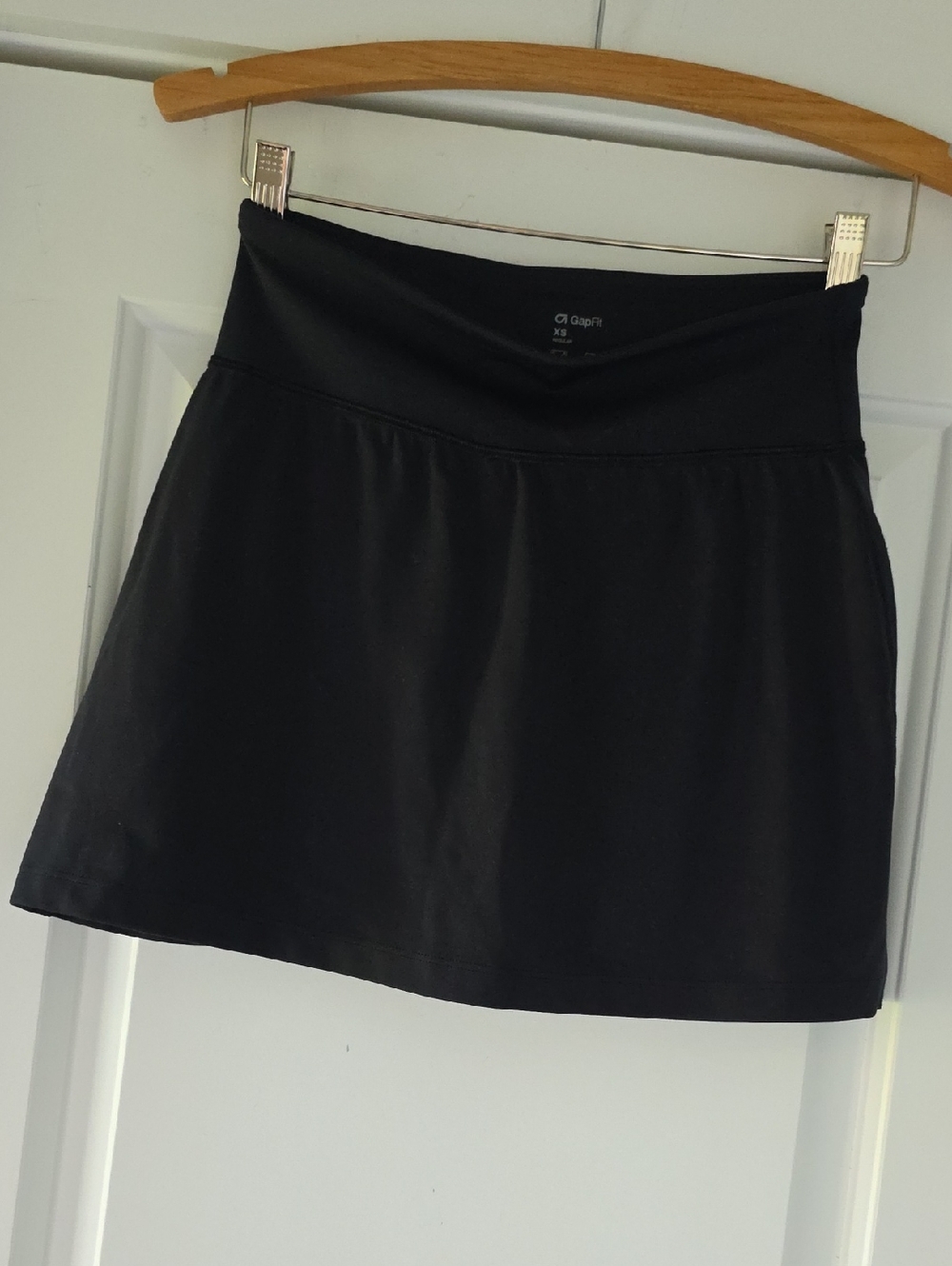GAPFIT Black Active Scort Skirt